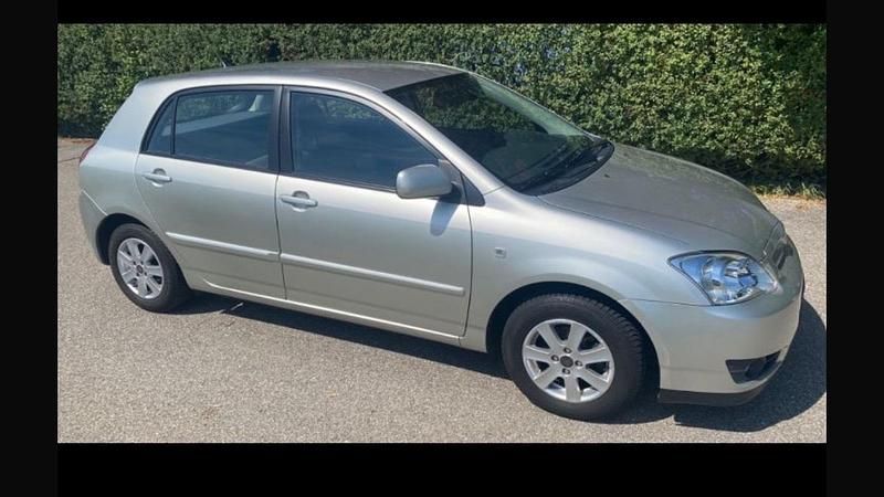 Silber Gebraucht 2005 Toyota Corolla Sol Limousine | 3.550 € (Fairer Preis) - Bild 1/4