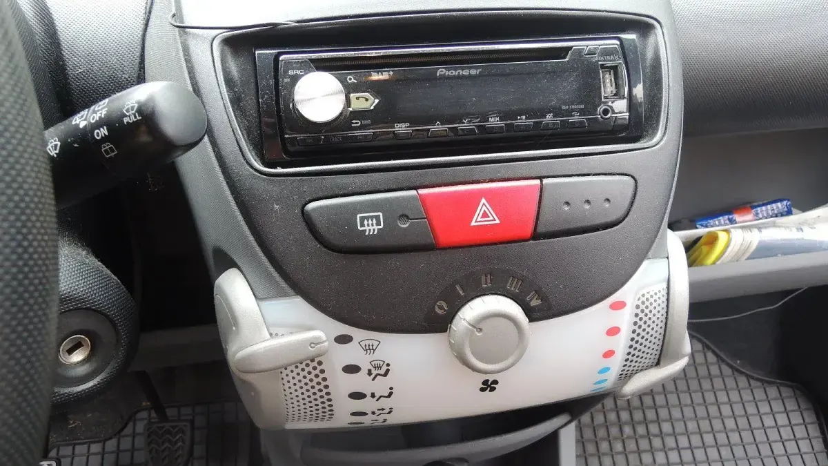 Gebraucht Citroën C1 68 PS (50 kW) 2010 Blau Kleinwagen