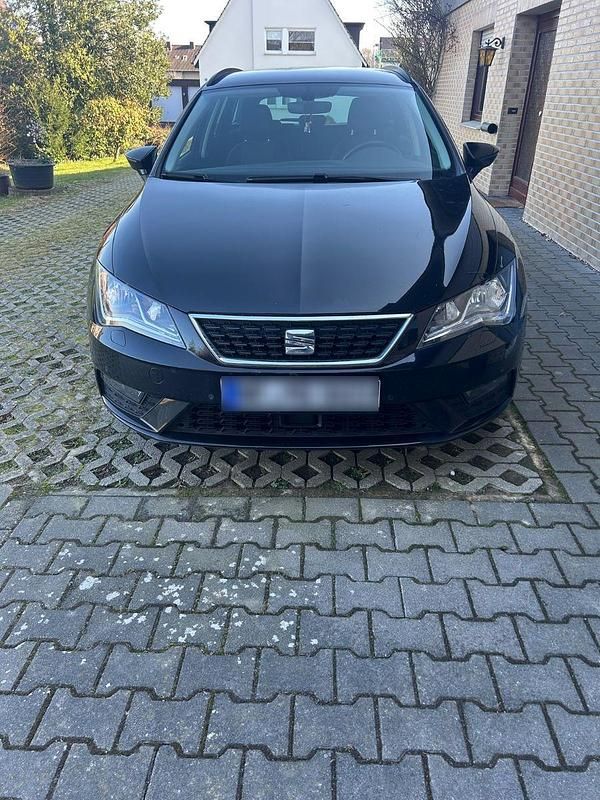 Usata Seat Leon FR 116 CV (85 kW) 2020 Nero Station wagon