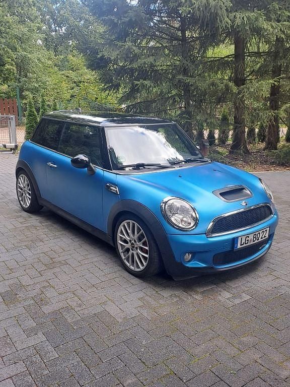 Blau Gebraucht 2010 Mini John Cooper Works Kleinwagen | 7.699 € (Superpreis) - Bild 1/4