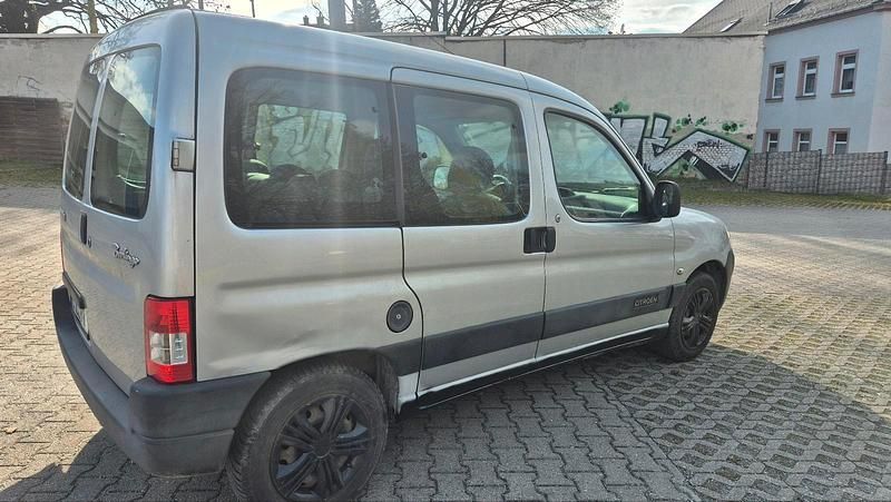 Second-hand Citroën Berlingo 75 CP (55 kW) 2008 Argintiu Monovolum