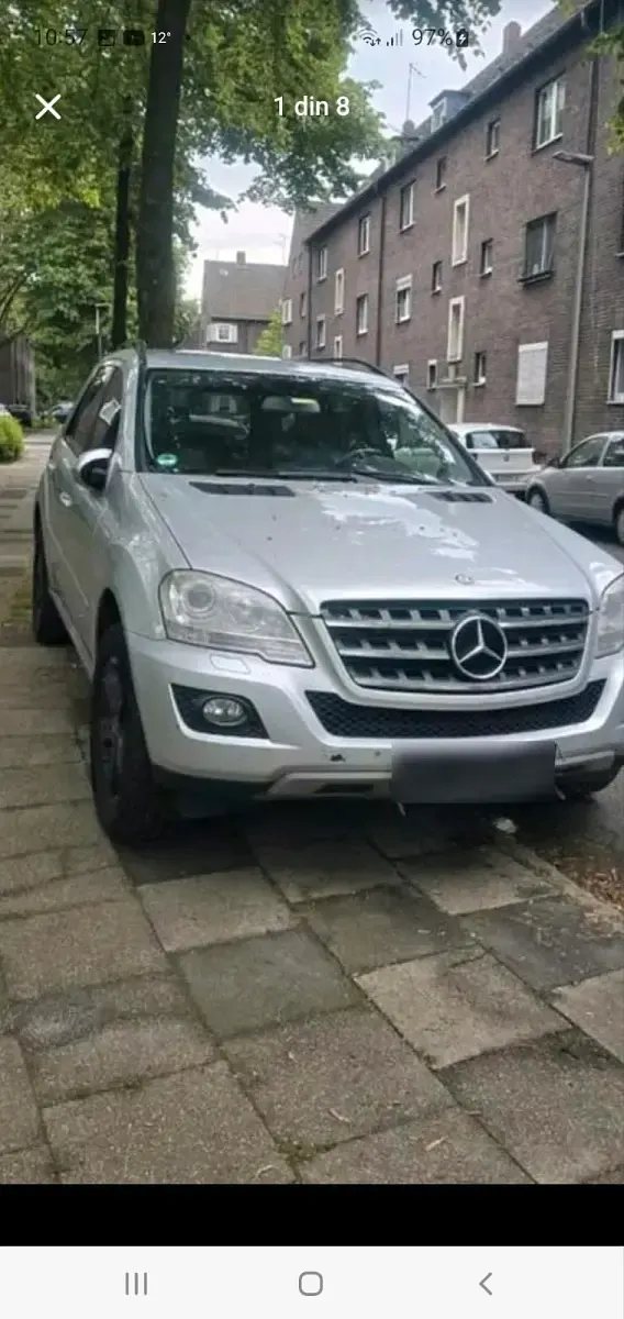 Gebraucht Mercedes ML350 211 PS (155 kW) 2010 Silber SUV