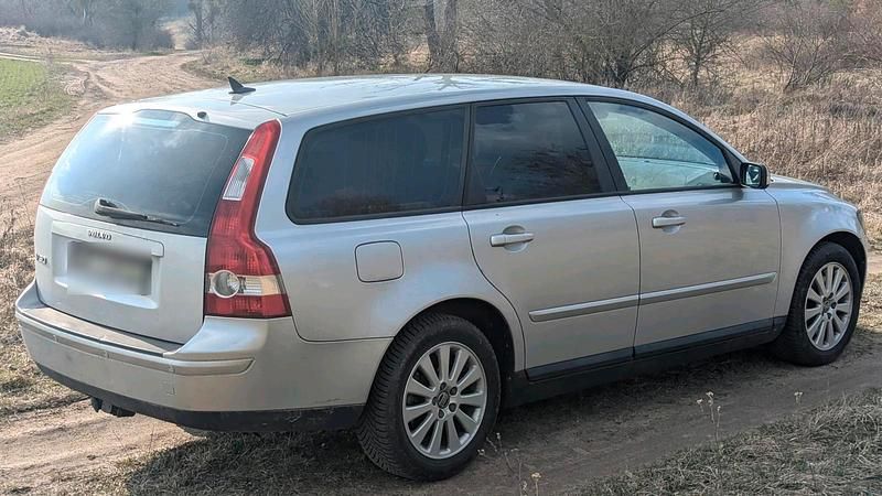 Gebraucht Volvo V50 Summum 170 PS (125 kW) 2004 Silber Kombi