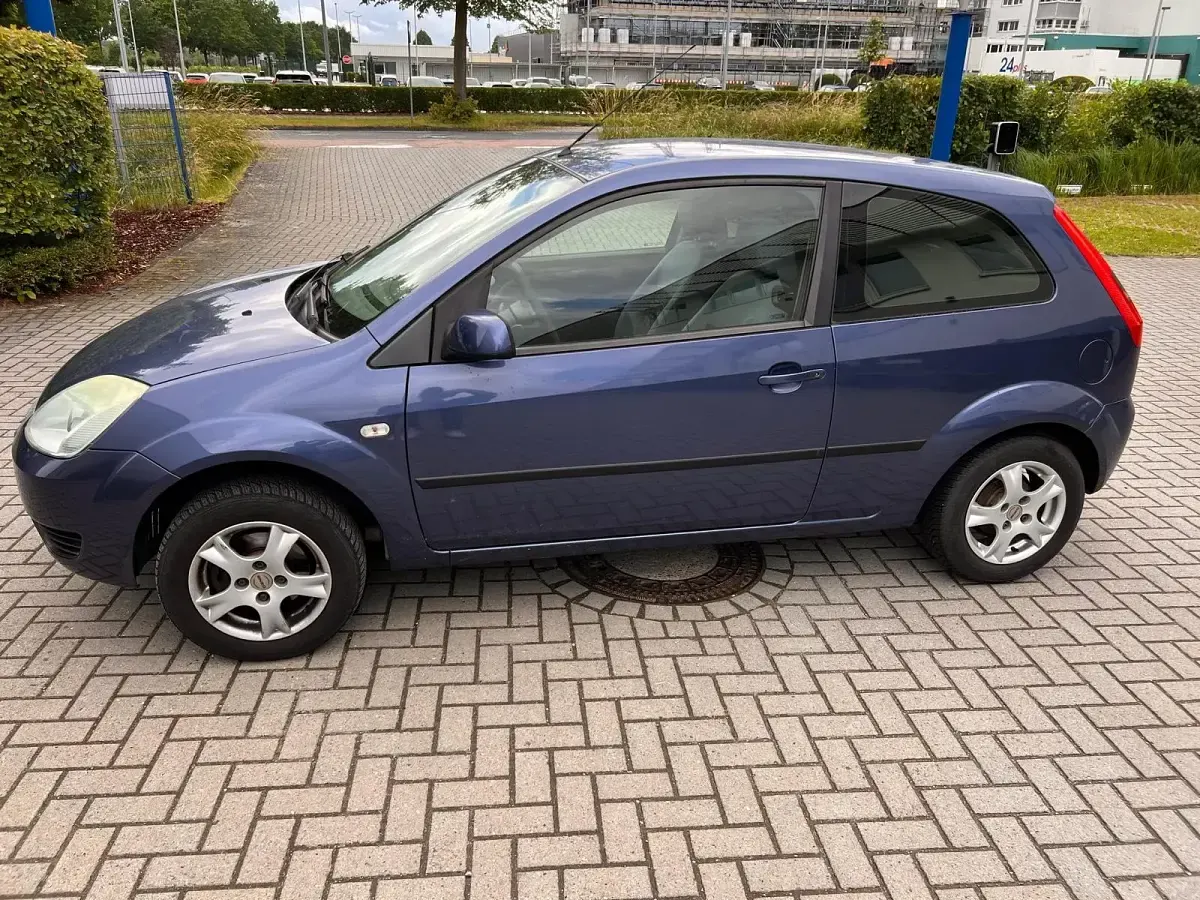 Gebraucht Ford Fiesta 60 PS (44 kW) 2005 Kleinwagen