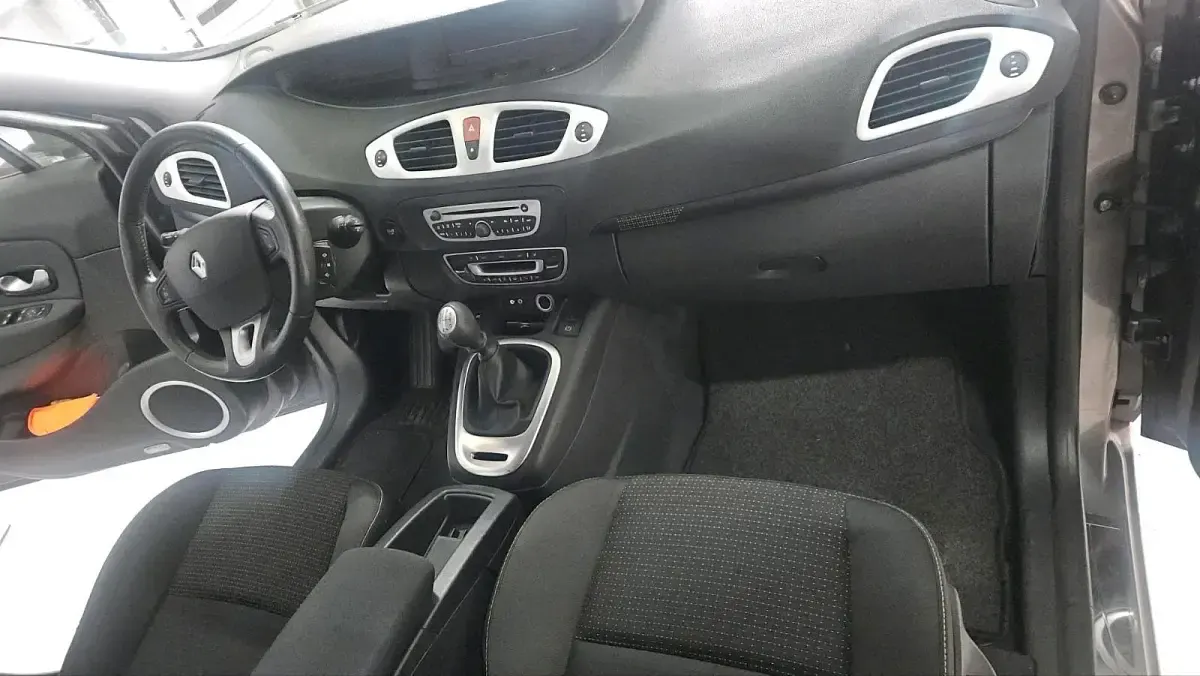 Gebraucht Renault Grand Scénic III 110 PS (80 kW) 2009 Grau Van / Kleinbus