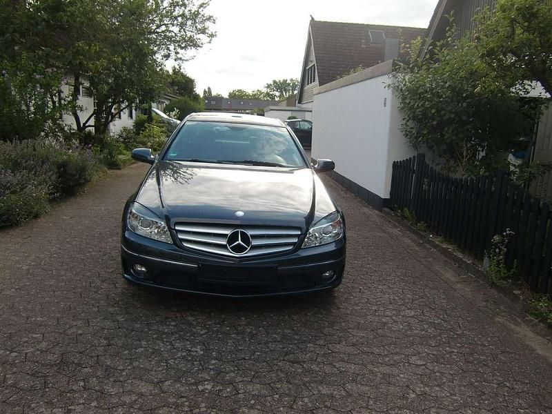 Gebraucht Mercedes CLC200 122 PS (89 kW) 2010 Tenoritgrau Kleinwagen