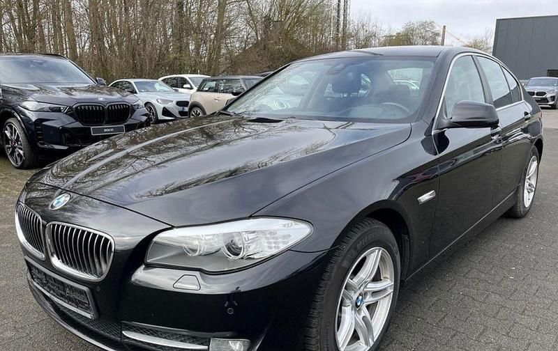 Gebraucht BMW 520 184 PS (135 kW) 2012 Schwarz Limousine