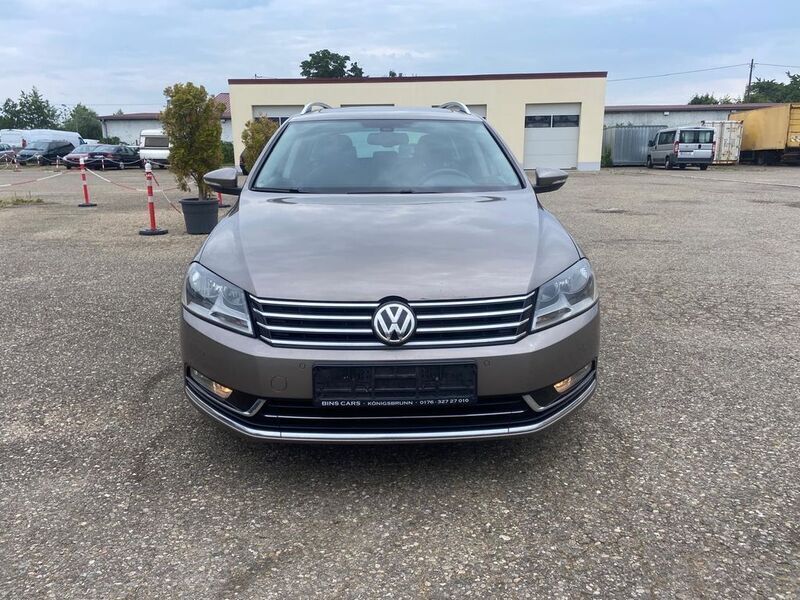 Grau Gebraucht 2010 VW Passat Highline Kombi | 6.250 € (Teuer) - Bild 1/4
