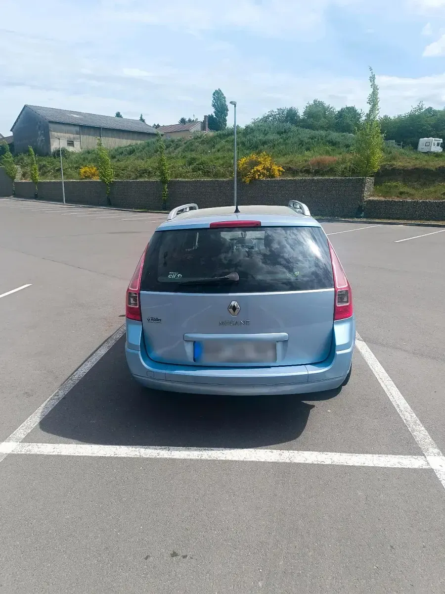 Gebraucht Renault Mégane GrandTour 106 PS (77 kW) 2008 Kombi