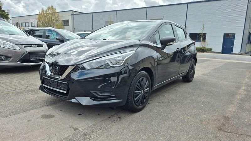 Gebraucht Nissan Micra Acenta 71 PS (52 kW) 2017 Schwarz Kleinwagen