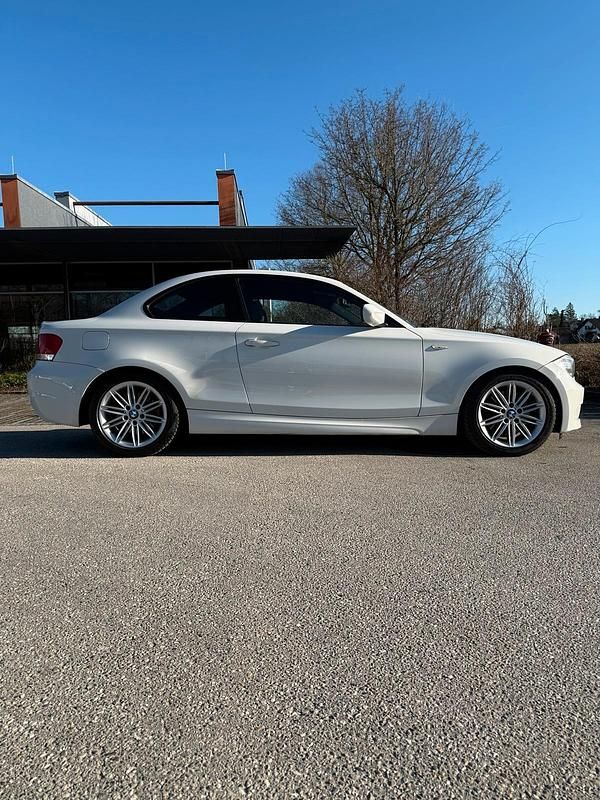 Gebraucht BMW 123 Coupé M Sport 204 PS (150 kW) 2012 Weiß Coupé