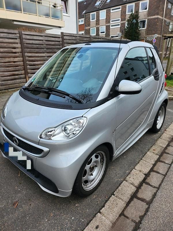 Gebraucht Smart ForTwo Cabrio Passion 71 PS (52 kW) 2012 Silber Cabrio