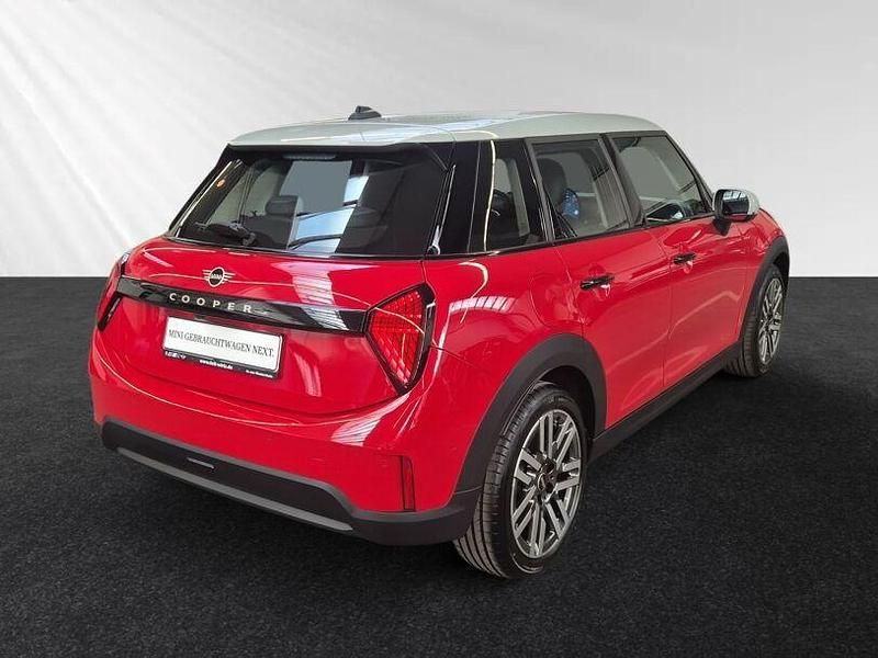 Gebraucht Mini Cooper 156 PS (114 kW) 2024 Chili red Kleinwagen