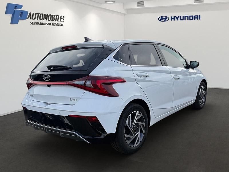Gebraucht Hyundai i20 GO! 79 PS (58 kW) 2024 Atlas white Kleinwagen