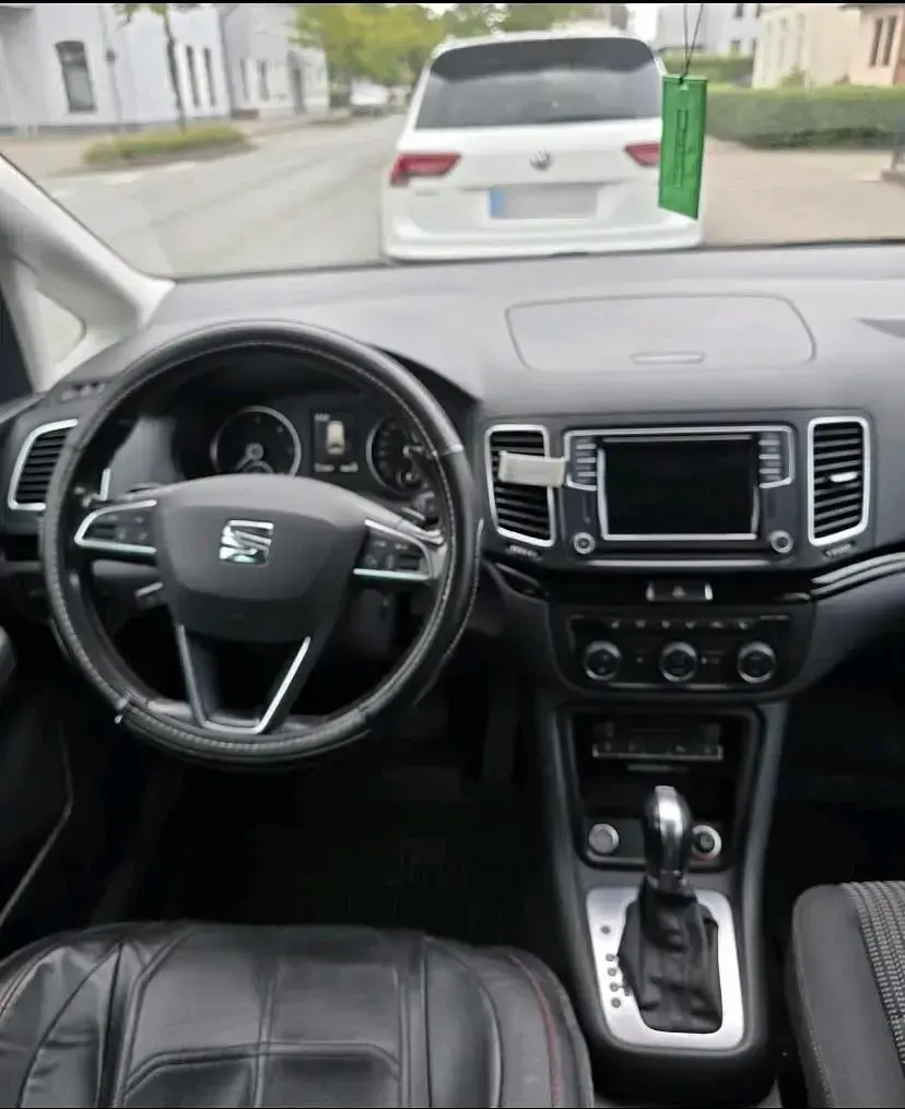 Gebraucht Seat Alhambra 140 PS (102 kW) 2015 Schwarz Van / Kleinbus