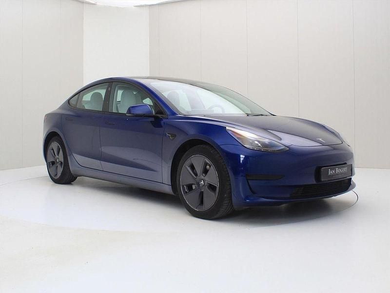 Gebraucht Tesla Model 3 Standard Range 225 kW (306 PS) 2021 Blau Limousine
