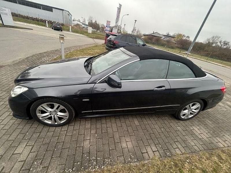Gebraucht Mercedes E350 265 PS (194 kW) 2011 Grau Cabrio