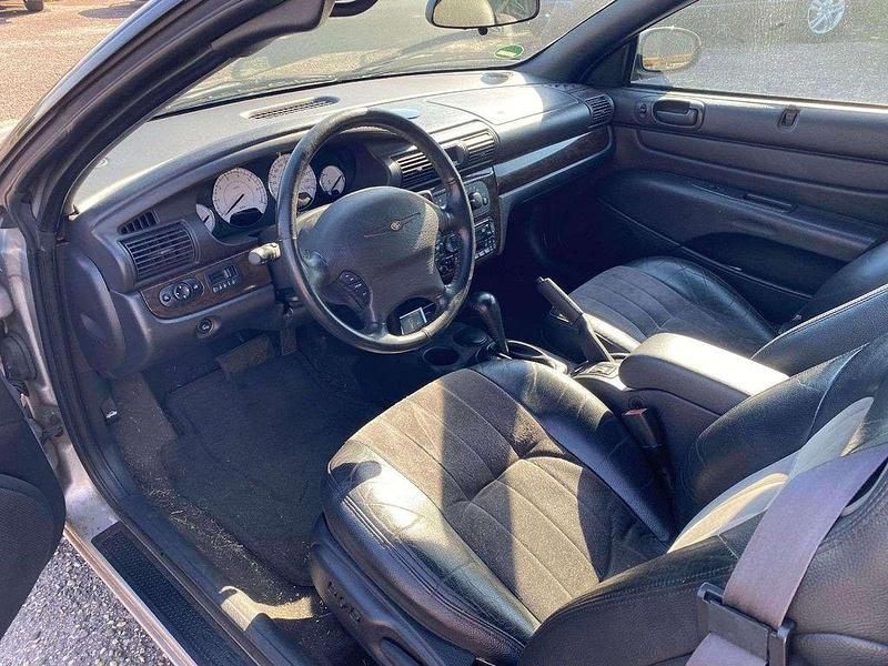 Gebraucht Chrysler Sebring Cabriolet 203 PS (149 kW) 2003 Silber Cabrio