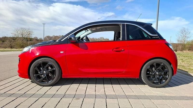 Second-hand Opel Adam 101 CP (74 kW) 2017 Roșu Hatchback