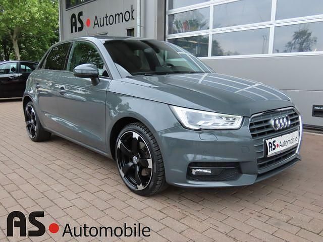 Grau Gebraucht 2017 Audi A1 Sportback Sport Kleinwagen | 12.790 € (Fairer Preis) - Bild 1/4