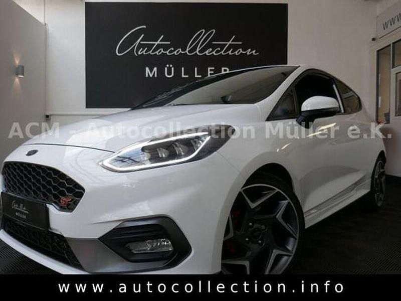 Weiß Gebraucht 2019 Ford Fiesta Performance Edition Kleinwagen | 16.997 € (Fairer Preis) - Bild 1/4