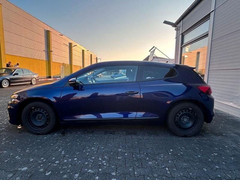 Gebraucht VW Scirocco 179 PS (131 kW) 2015 Violet Coupé