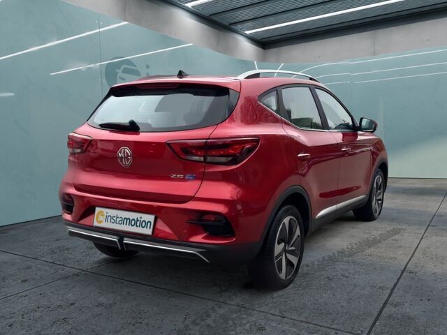 Gebraucht MG ZS Luxury 114 kW (156 PS) 2022 Rot Limousine