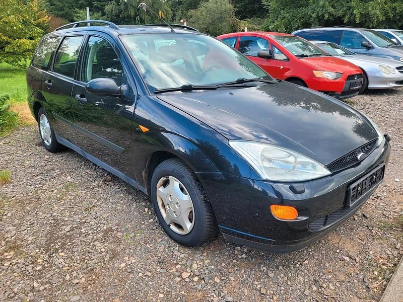 Blau Gebraucht 2001 Ford Focus Kombi | 350 € (Superpreis) - Bild 1/4