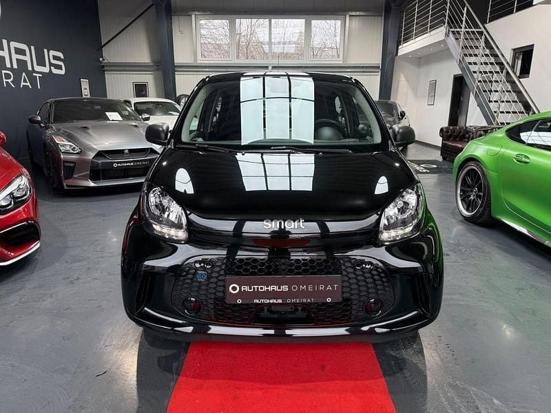 Gebraucht Smart ForFour Electric Drive 60 kW (82 PS) 2021 Schwarz Limousine