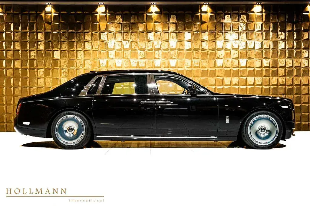 Neu Rolls Royce Phantom 544 PS (400 kW) 2026 Schwarz Limousine