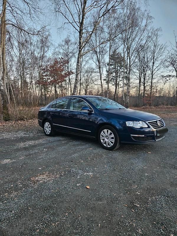 Gebraucht VW Passat Highline 150 PS (110 kW) 2005 Blau Limousine