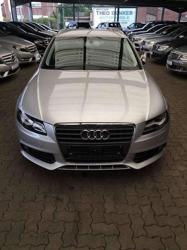 Silber Gebraucht 2010 Audi A4 Ambition Kombi | 6.950 € (Fairer Preis) - Bild 1/4