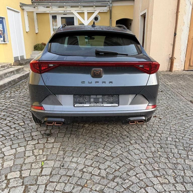 Gebraucht Cupra Formentor Basis 150 PS (110 kW) 2022 Grau SUV