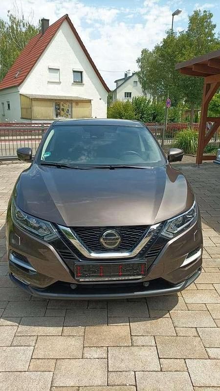 Gebraucht 2018 Nissan Qashqai N-Connecta SUV | 13.200 € (Guter Preis) - Bild 1/4