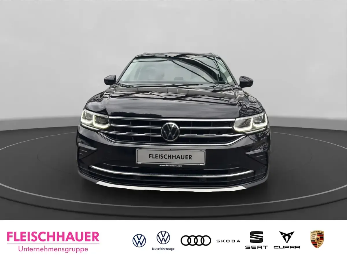 Gebraucht VW Tiguan Elegance 150 PS (110 kW) 2023 Schwarz SUV