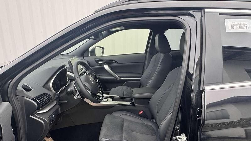 Neu Mitsubishi Eclipse Cross Plus 98 PS (72 kW) 2025 Panther schwarz SUV