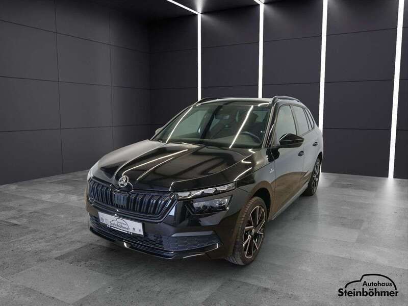 Black magic perleffekt (schwarz) Gebraucht 2023 Skoda Kamiq Monte Carlo SUV | 27.440 € (Fairer Preis) - Bild 1/4