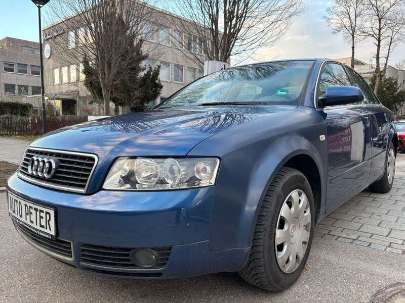 Blau Gebraucht 2004 Audi A4 Limousine | 1.870 € (Superpreis) - Bild 1/4