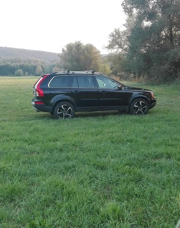 Schwarz Gebraucht 2011 Volvo XC90 SUV | 10.500 € (Fairer Preis) - Bild 1/3