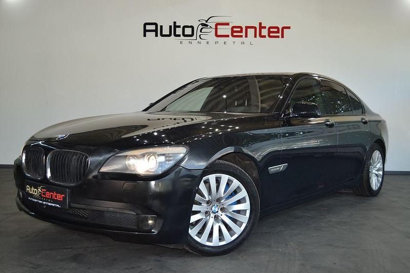 Schwarz Gebraucht 2011 BMW 740 Shadowline Limousine | 12.990 € (Fairer Preis) - Bild 1/4