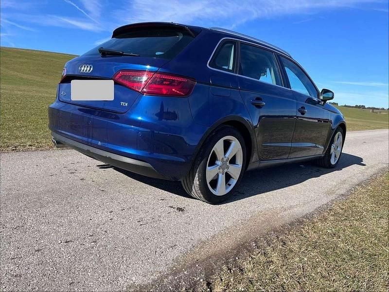 Second-hand Audi A3 Ambition 150 CP (110 kW) 2016 Albastru Hatchback