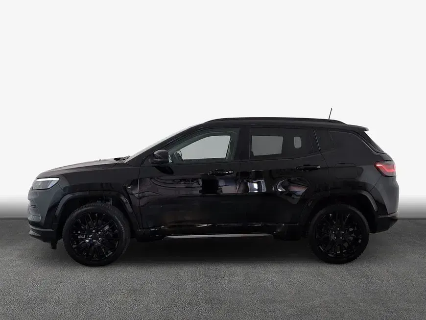 Gebraucht Jeep Compass 181 PS (133 kW) 2022 Schwarz SUV