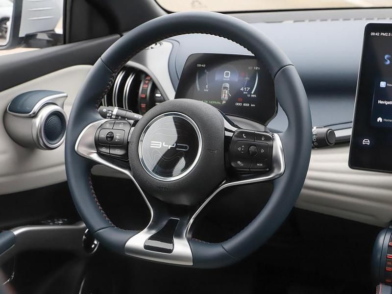 Gebraucht BYD Atto 3 Design 150 kW (204 PS) 2025 Weiß SUV