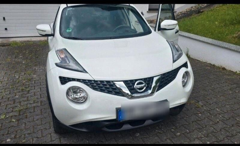 Weiß Gebraucht 2017 Nissan Juke Visia+ SUV | 8.500 € - Bild 1/4