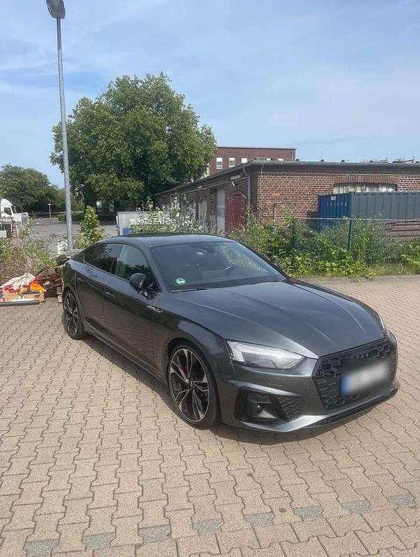 Gebraucht 2020 Audi A5 Sportback Comfort Coupé | 32.000 € (Teuer) - Bild 1/4
