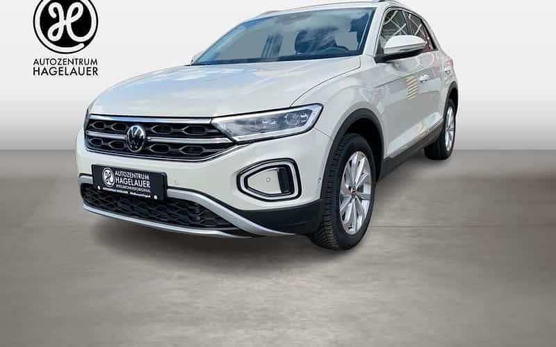 Grau Neu 2025 VW T-Roc Style SUV | 40.987 € (Teuer) - Bild 1/4