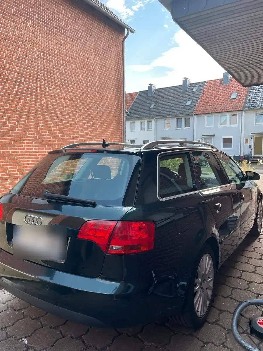 Gebraucht Audi A4 140 PS (102 kW) 2007 Grün Kombi
