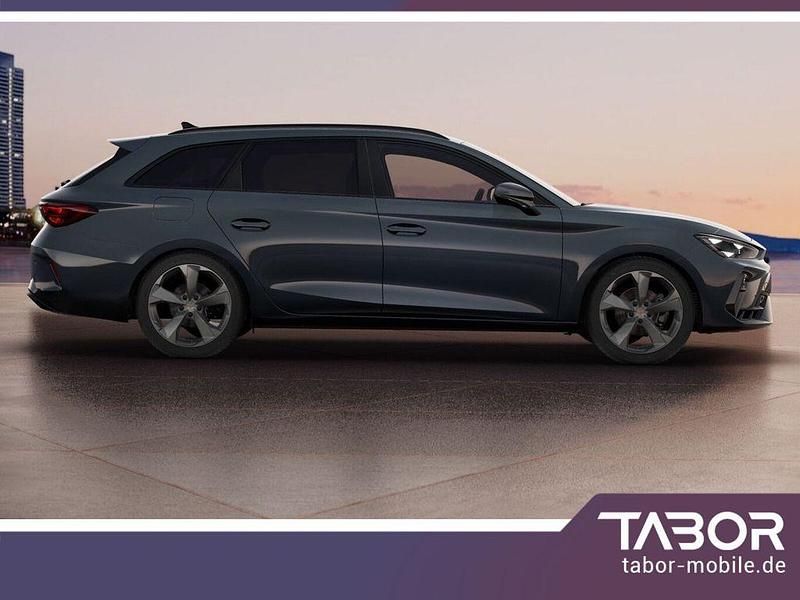 Nouă Cupra Leon 150 CP (110 kW) 2026 Albastru Break