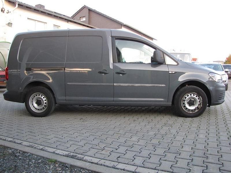 Gebraucht VW Caddy Maxi 102 PS (75 kW) 2020 Grau Van / Kleinbus