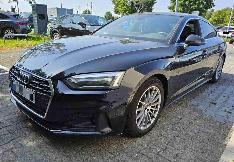 Schwarz Gebraucht 2021 Audi A5 Sportback Sport Limousine | 23.950 € (Etwas zu teuer) - Bild 1/4
